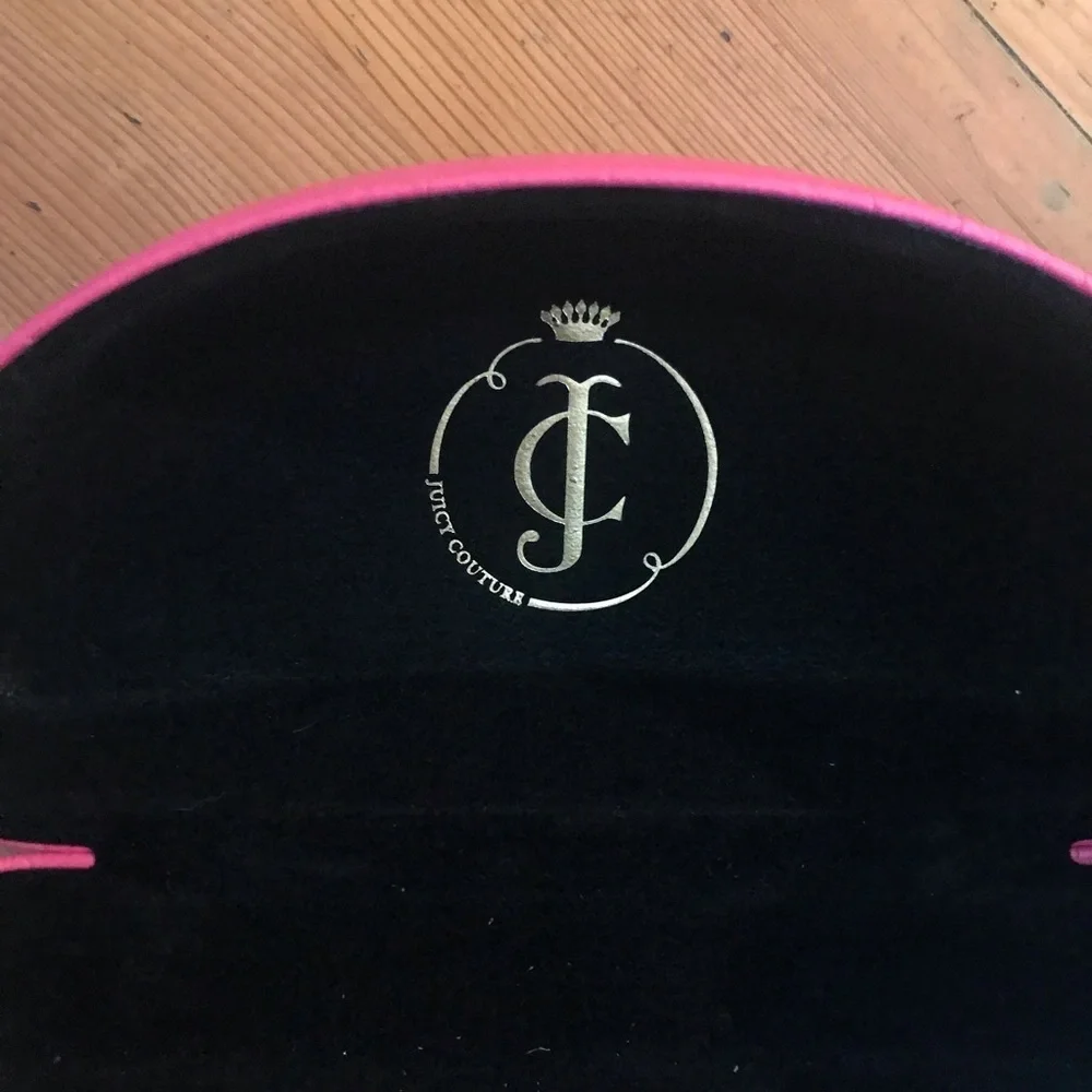 Juicy Couture 🍭juicy couture
